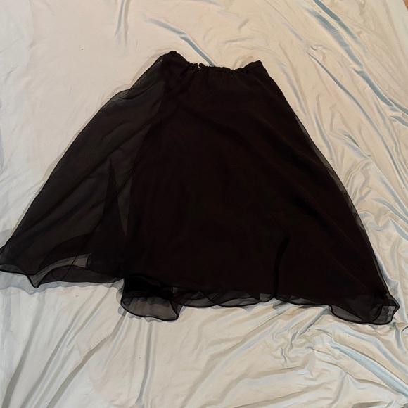 Chic Black Maxi Skirt - Picture 3 of 6